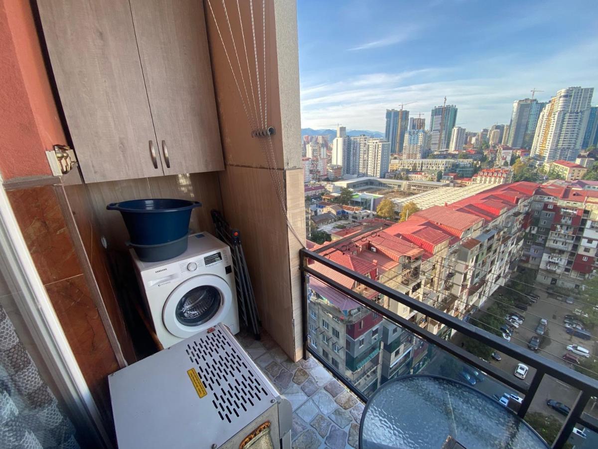 Apartment - Nino Batumi Kültér fotó