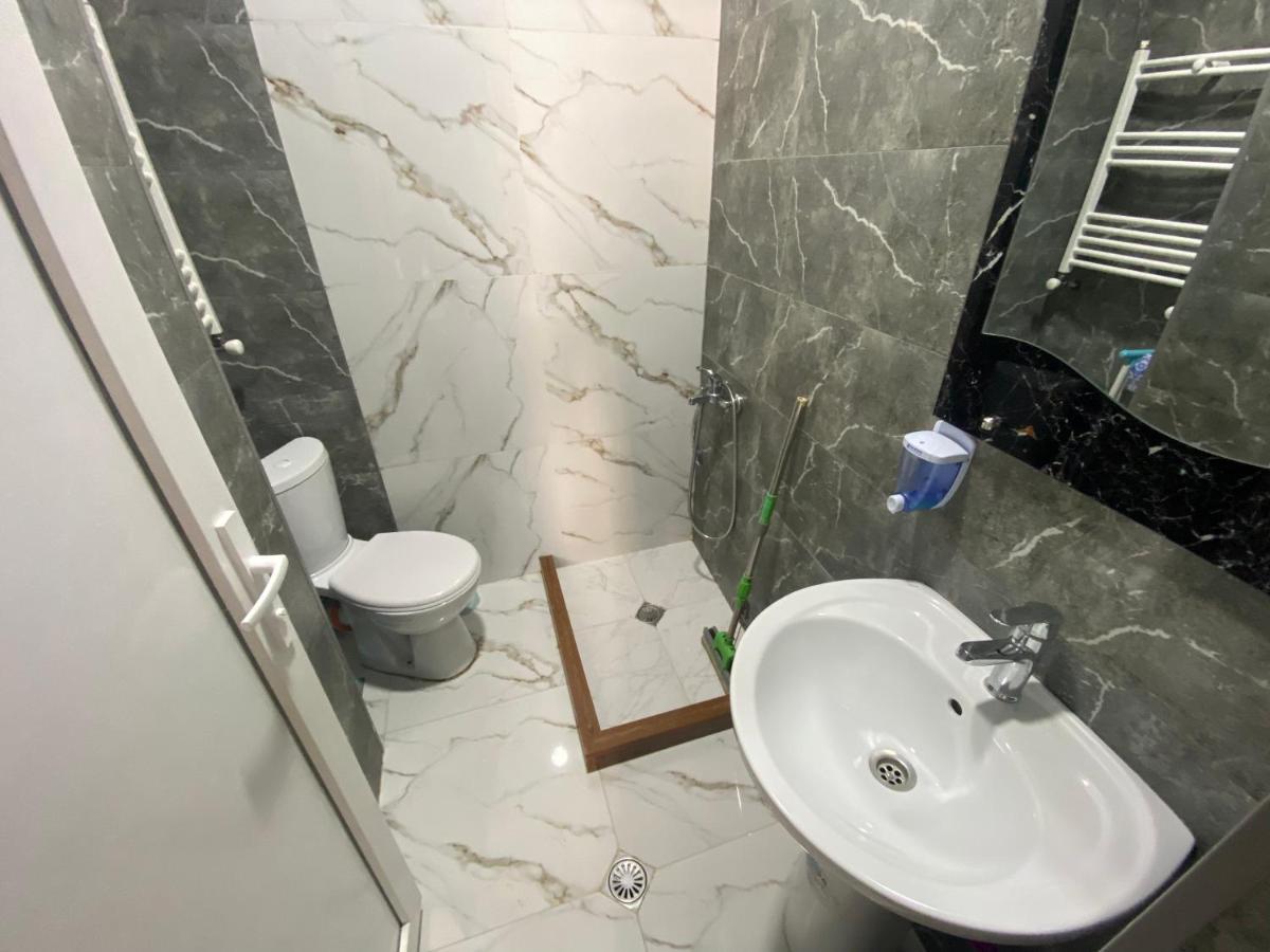 Apartment - Nino Batumi Kültér fotó