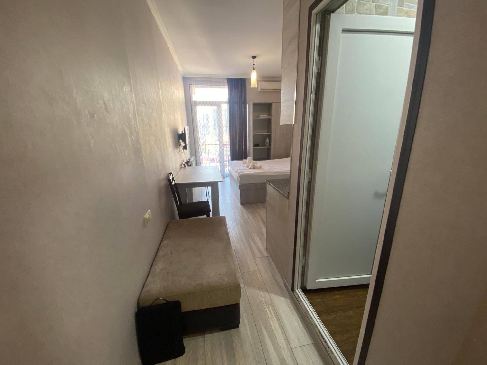 Apartment - Nino Batumi Kültér fotó